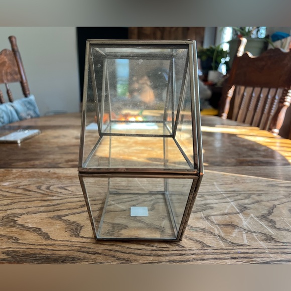 Small Glass Shelf - Picture 3 of 5